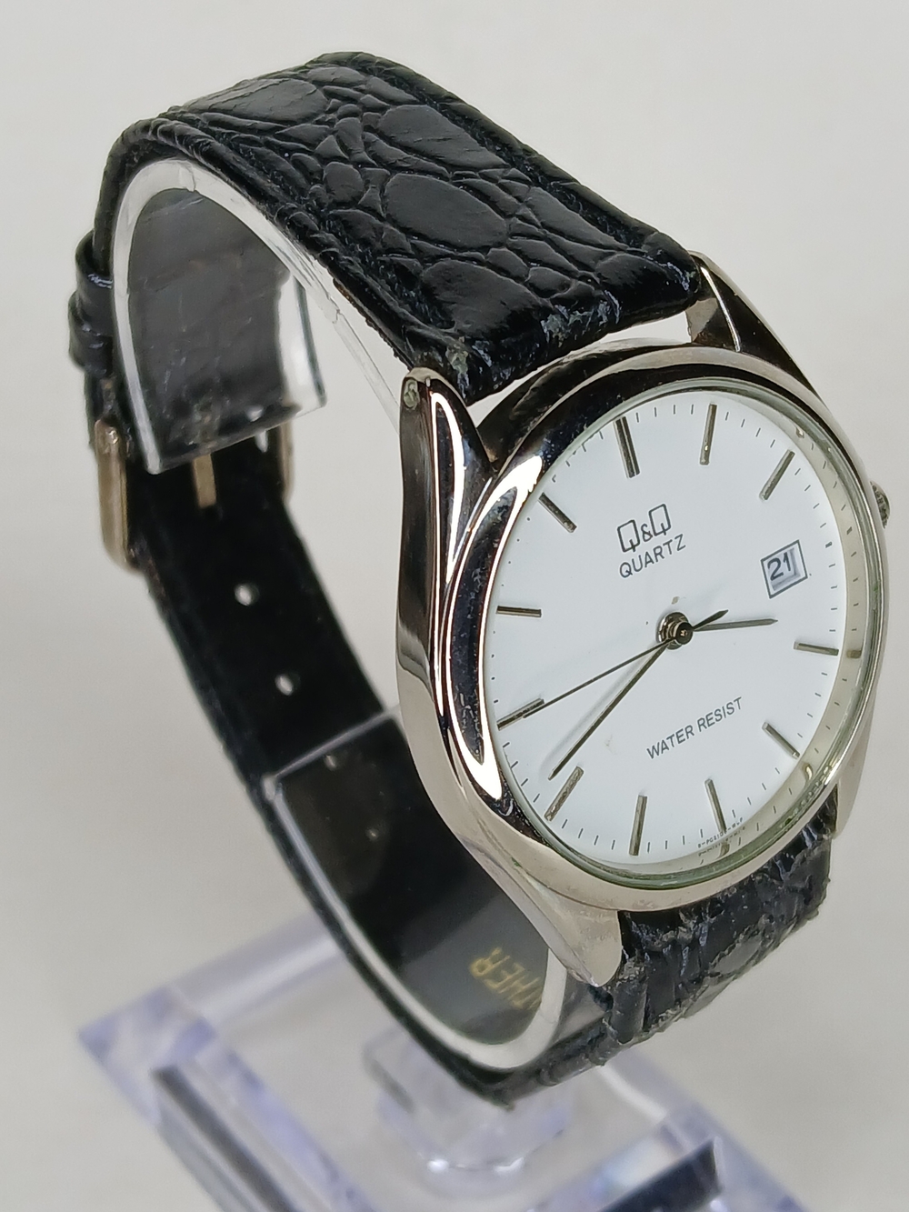 Q&Q Citizen Quartz Watch White Dial Date Silver Case Black Leather Strap Working